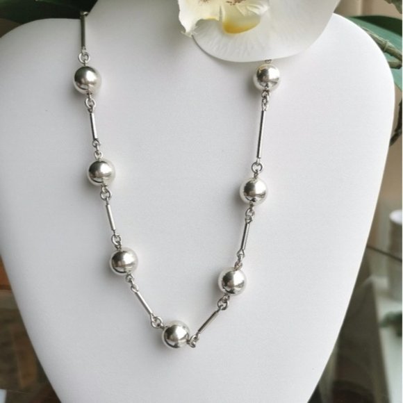 Vintage Sterling Silver ball bead necklace toggle - Picture 2 of 10